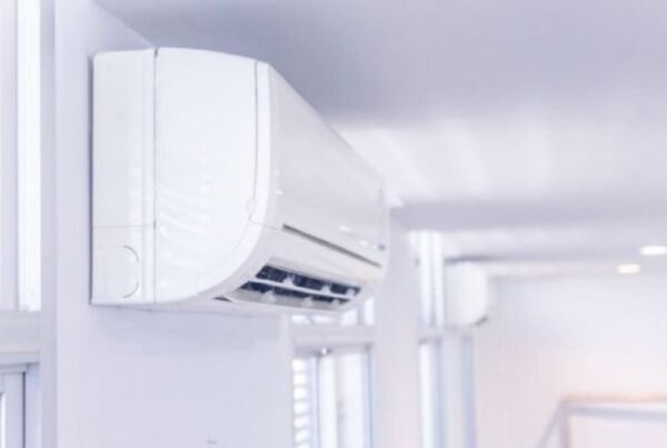 Aire Acondicionado INLEC INVERTER 12K BT